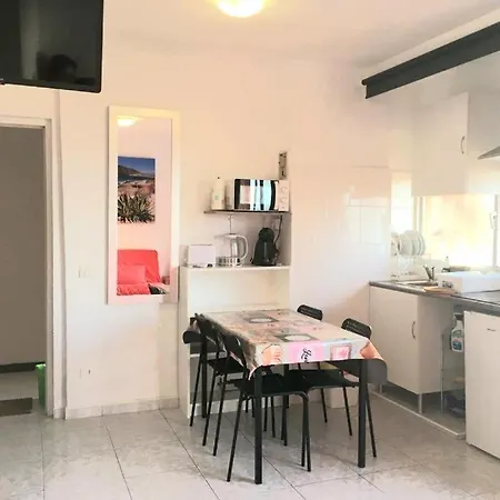 Regina Pacis アパートホテル 4*